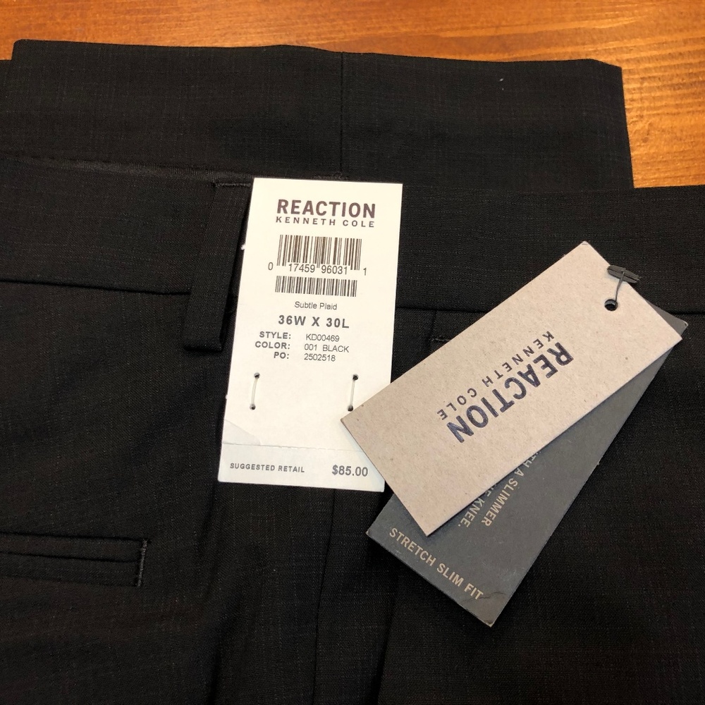 NWT.  Men's Kenneth Cole Slacks